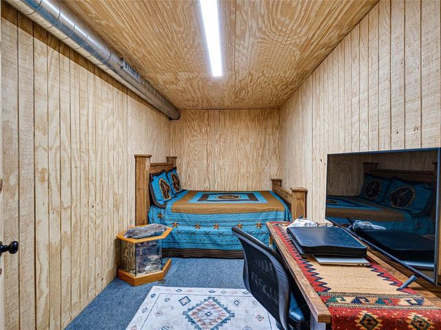 9505 E McElroy Road, Stillwater, OK 74075