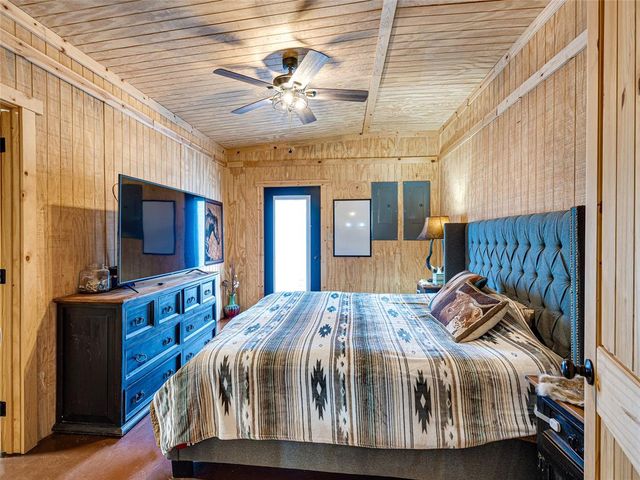 9505 E McElroy Road, Stillwater, OK 74075