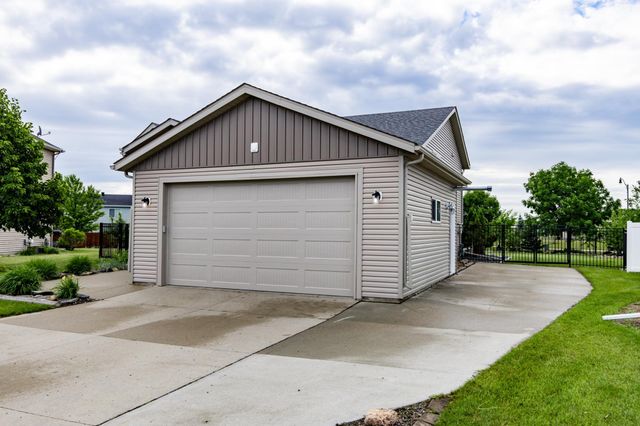 1237 Diversion Drive, West Fargo, ND 58078