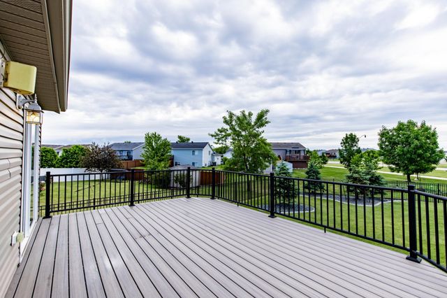 1237 Diversion Drive, West Fargo, ND 58078