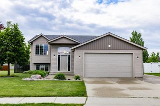 1237 Diversion Drive, West Fargo, ND 58078