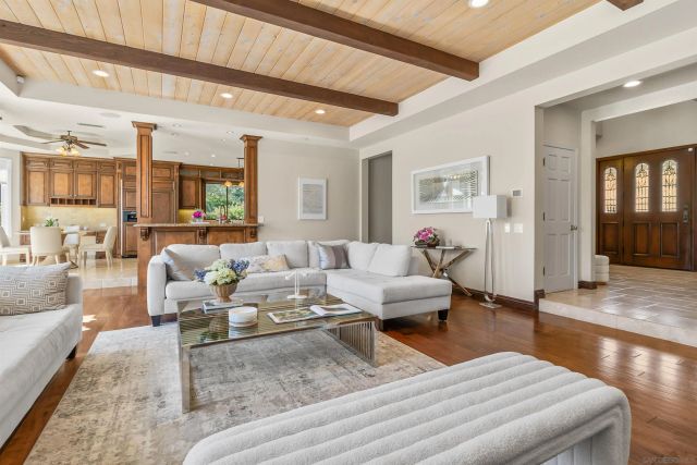 17941 Vista Lomas Dr, Poway, CA 92064