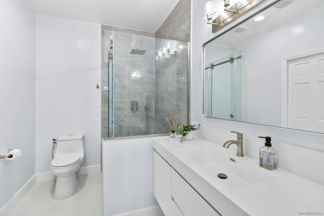 17941 Vista Lomas Dr, Poway, CA 92064