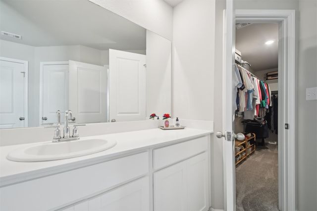 100 Vickers ST, Georgetown, TX 78628