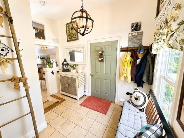978 Main St, Hanover, MA 02339