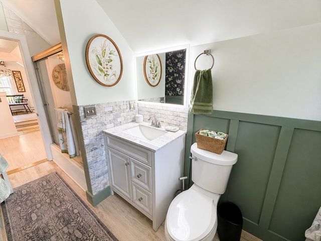 978 Main St, Hanover, MA 02339