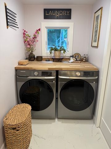 978 Main St, Hanover, MA 02339
