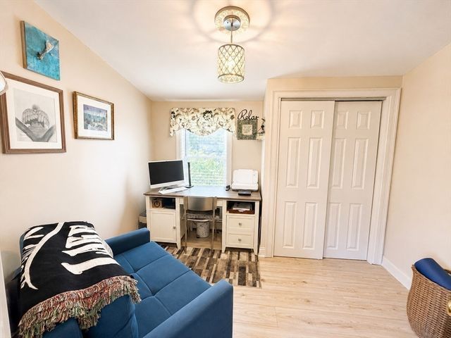 978 Main St, Hanover, MA 02339