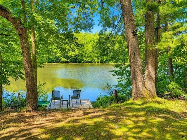 978 Main St, Hanover, MA 02339