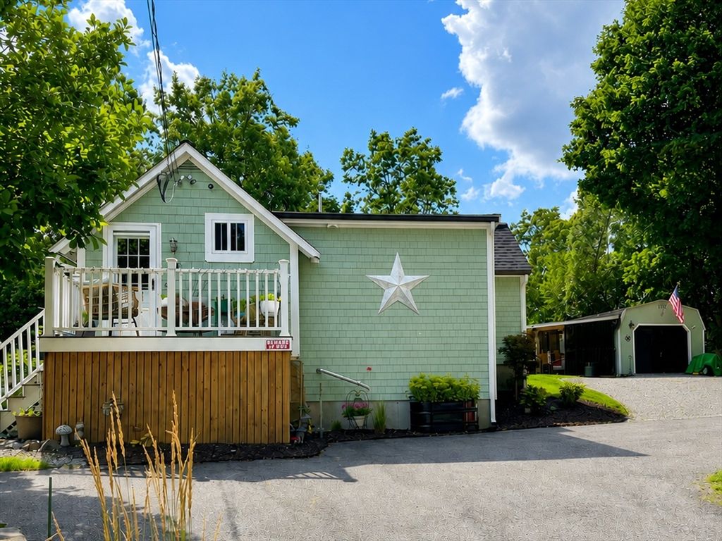 978 Main St, Hanover, MA 02339