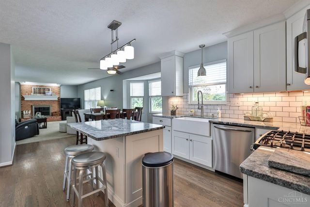 6696 Raven Crest, Liberty Twp, OH 45011