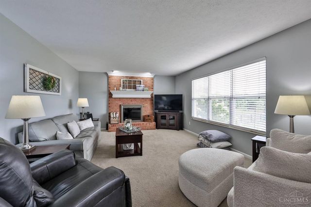 6696 Raven Crest, Liberty Twp, OH 45011