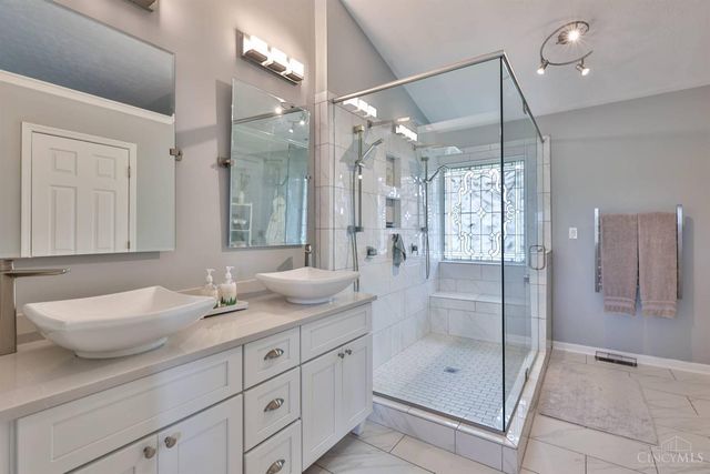 6696 Raven Crest, Liberty Twp, OH 45011