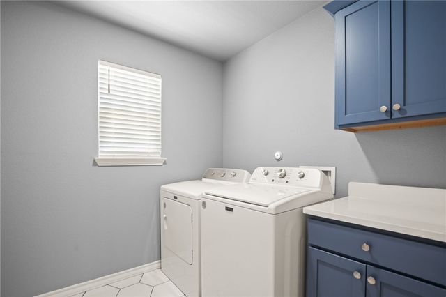 15217 Windward Dr 401, Corpus Christi, TX 78418