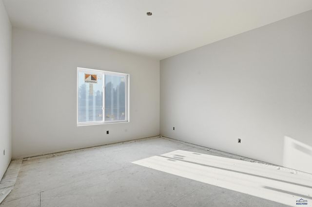 6490 ANDERSON RD, Summerset, SD 57719