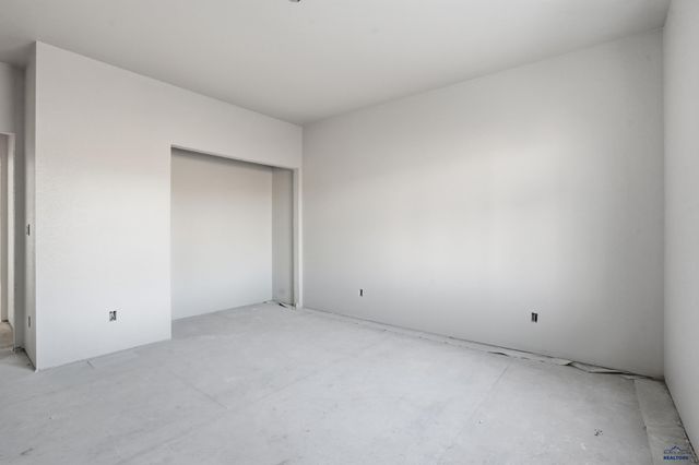 6490 ANDERSON RD, Summerset, SD 57719