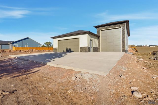 6490 ANDERSON RD, Summerset, SD 57719