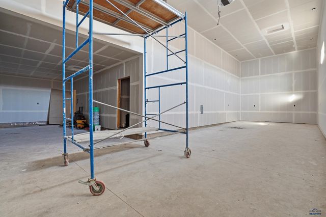 6490 ANDERSON RD, Summerset, SD 57719