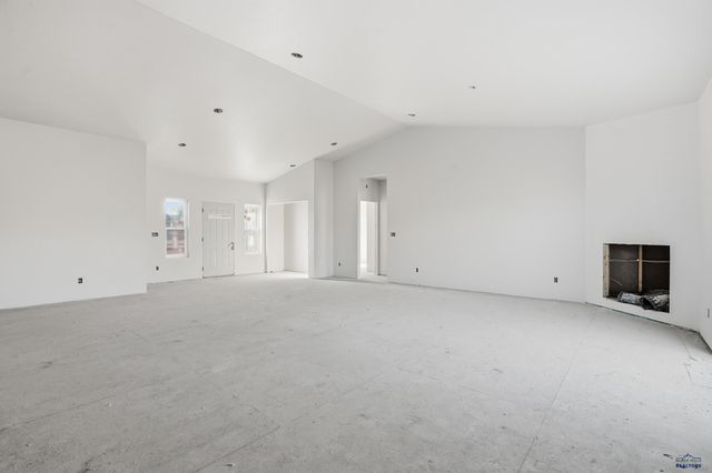 6490 ANDERSON RD, Summerset, SD 57719