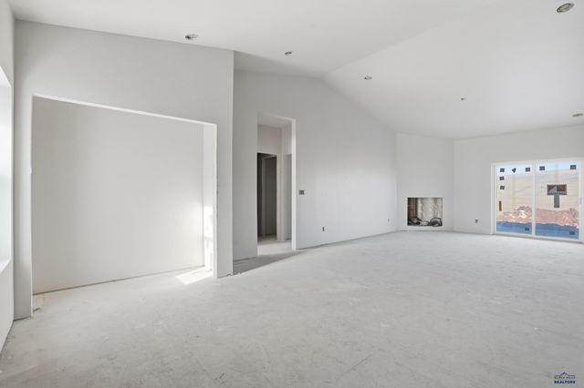 6490 ANDERSON RD, Summerset, SD 57719