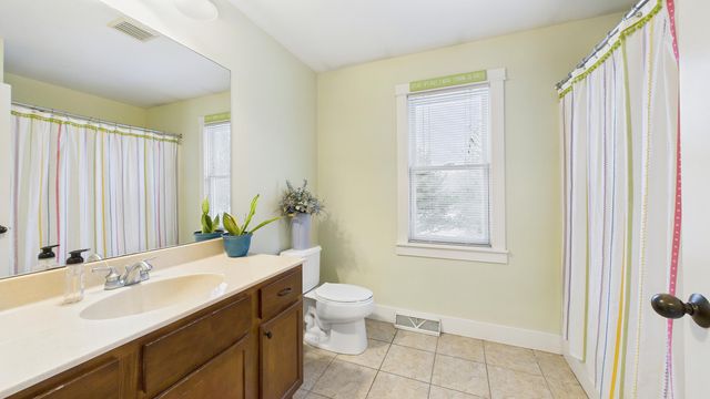 88 Meadows Drive, Muskegon, MI 49441