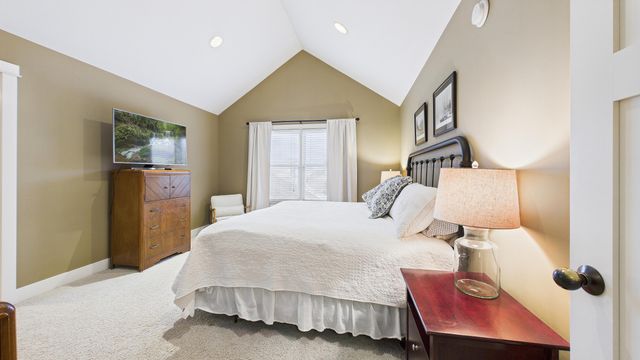 88 Meadows Drive, Muskegon, MI 49441