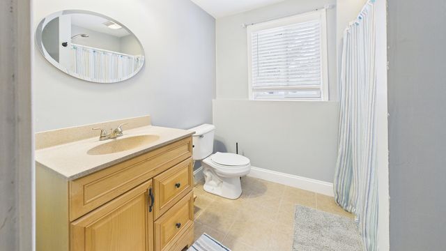 88 Meadows Drive, Muskegon, MI 49441