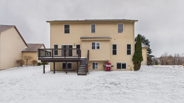 88 Meadows Drive, Muskegon, MI 49441