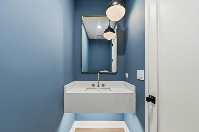 944 Rosemary Terrace, Deerfield, IL 60015