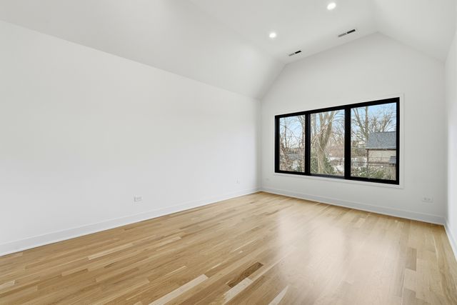 944 Rosemary Terrace, Deerfield, IL 60015