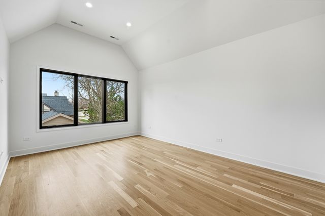 944 Rosemary Terrace, Deerfield, IL 60015