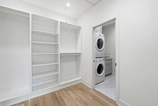 944 Rosemary Terrace, Deerfield, IL 60015