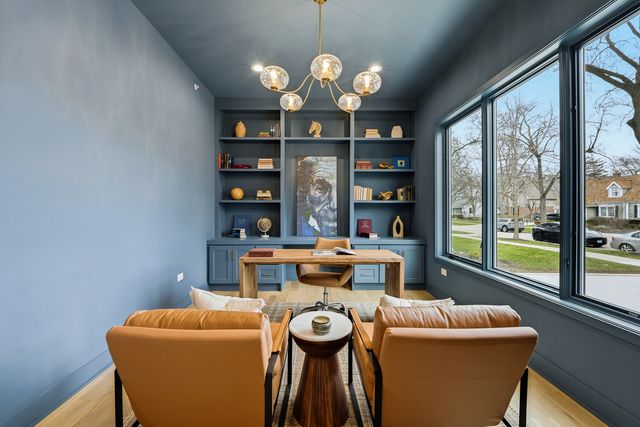 944 Rosemary Terrace, Deerfield, IL 60015