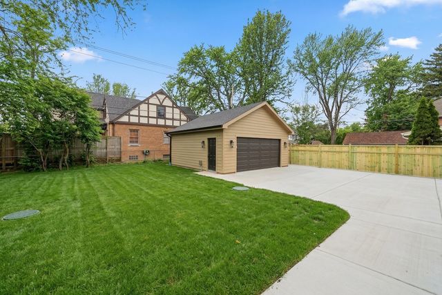 944 Rosemary Terrace, Deerfield, IL 60015