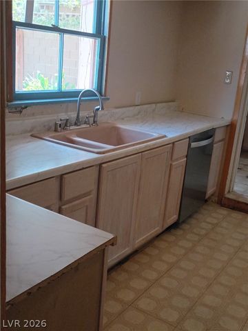 1028 Francis Avenue, Las Vegas, NV 89104