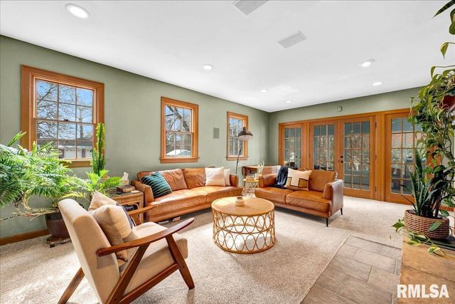 3105 N BIGELOW Street, Peoria, IL 61604