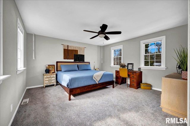 3105 N BIGELOW Street, Peoria, IL 61604