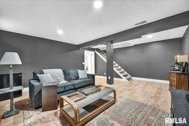 3105 N BIGELOW Street, Peoria, IL 61604