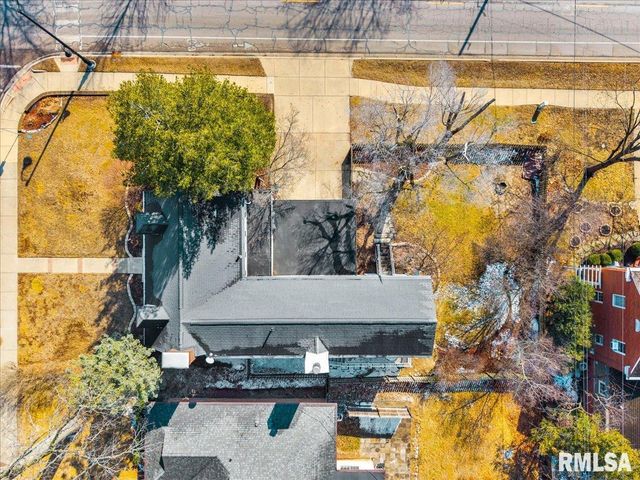 3105 N BIGELOW Street, Peoria, IL 61604