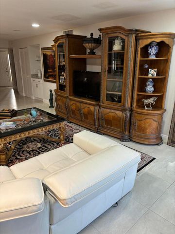 7509 Glendevon Lane 1002, Delray Beach, FL 33446