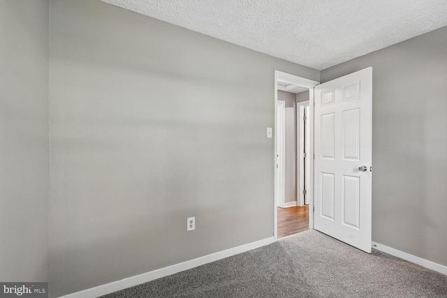 11106 HUNTINGTON WOODS CIR, Fredericksburg, VA 22407