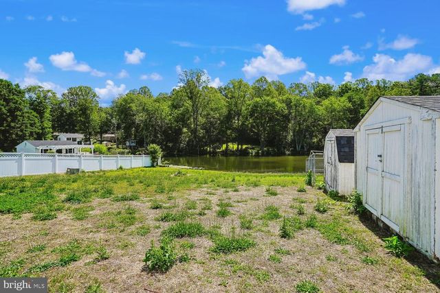 11106 HUNTINGTON WOODS CIR, Fredericksburg, VA 22407