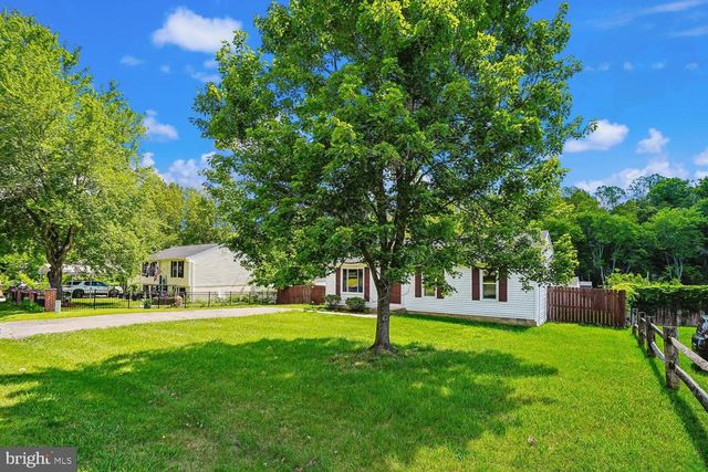 11106 HUNTINGTON WOODS CIR, Fredericksburg, VA 22407