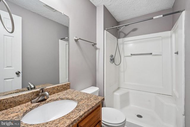 11106 HUNTINGTON WOODS CIR, Fredericksburg, VA 22407