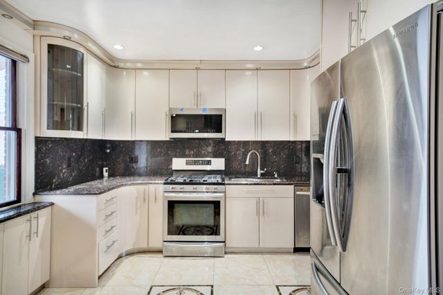 87-67 Chevy Chase Street, Jamaica Estates, NY 11432