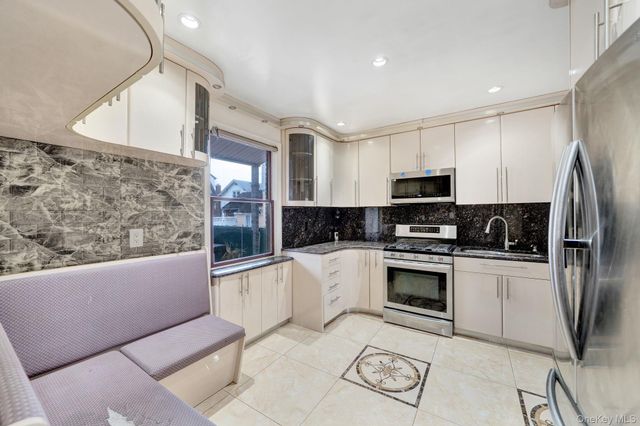 87-67 Chevy Chase Street, Jamaica Estates, NY 11432