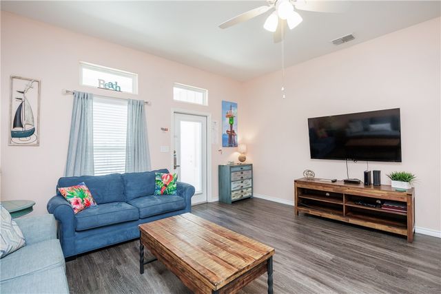 14910 Island Village Dr, Corpus Christi, TX 78418