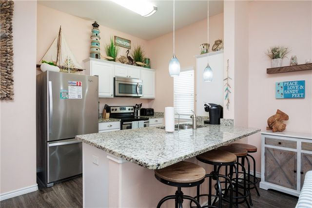 14910 Island Village Dr, Corpus Christi, TX 78418