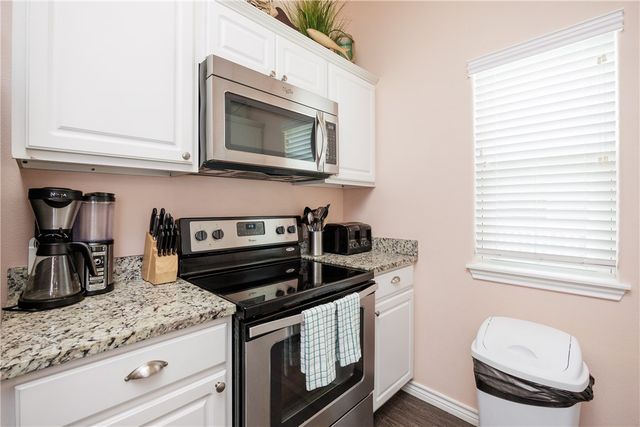 14910 Island Village Dr, Corpus Christi, TX 78418