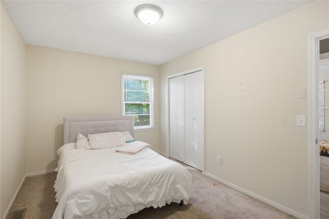 858 Robinhood Drive, Walhalla, SC 29691